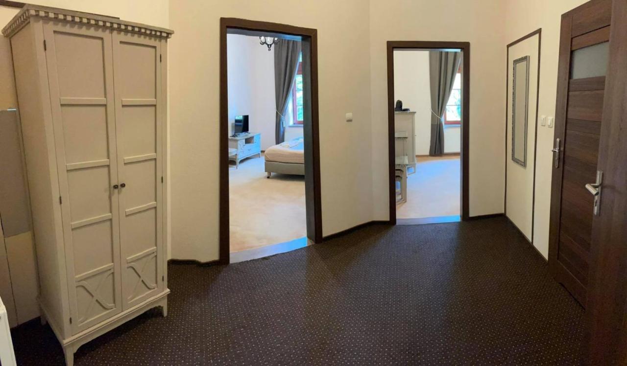 Kaiserhof كرينيتا مورسكا المظهر الخارجي الصورة