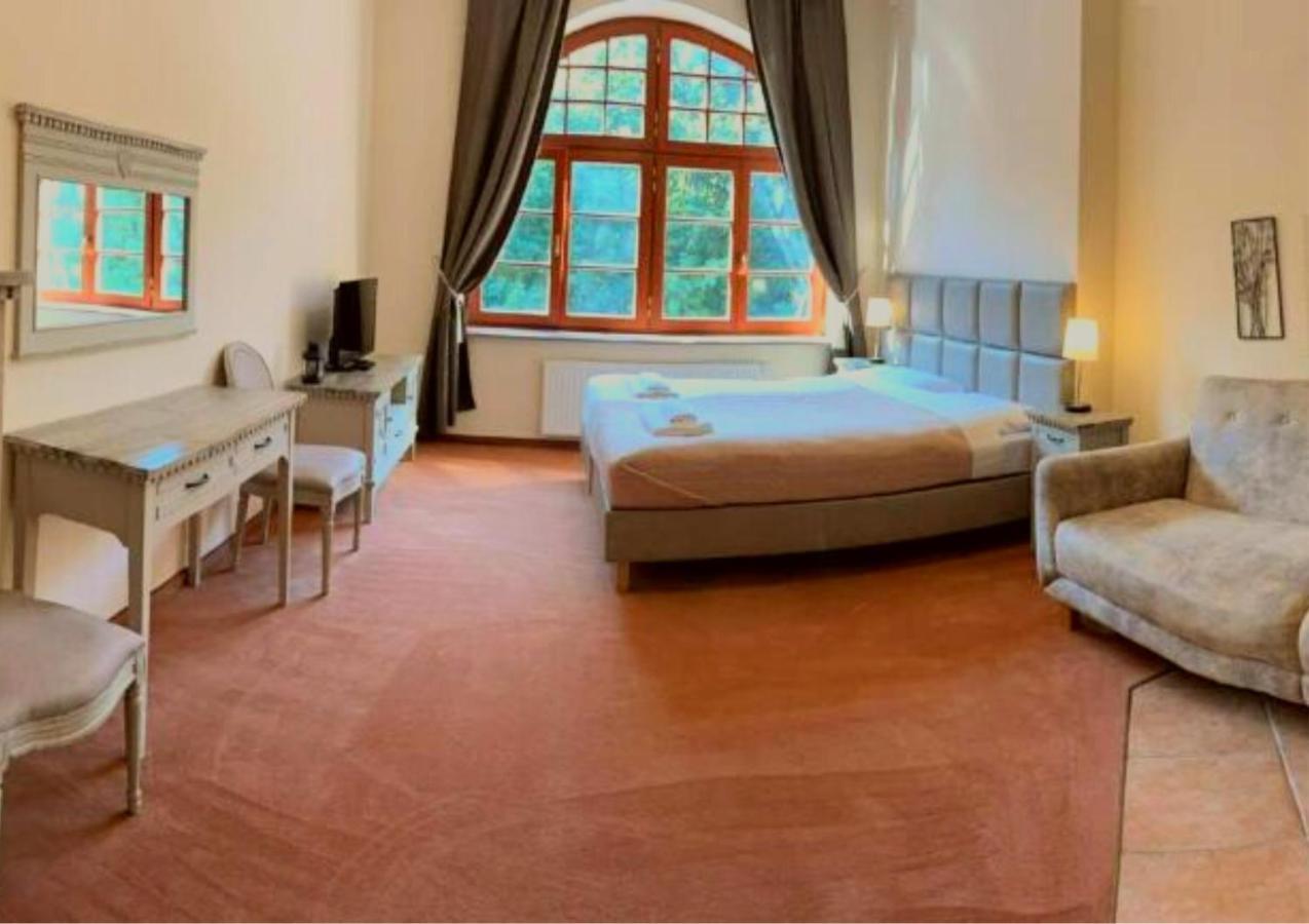 Kaiserhof كرينيتا مورسكا المظهر الخارجي الصورة